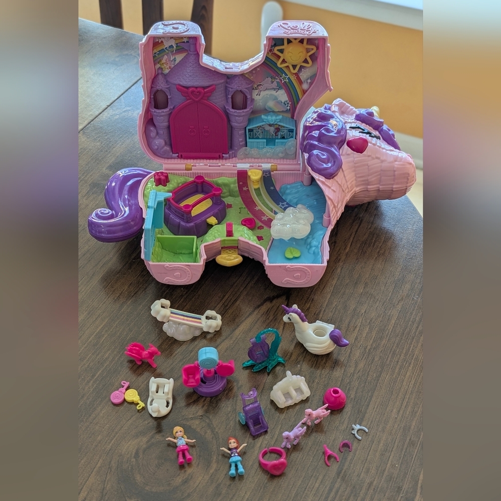Polly Pocket Unicorn Party Playset with Accessories